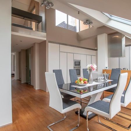 Luxury Central Duplex With Terrace Praha Eksteriør bilde