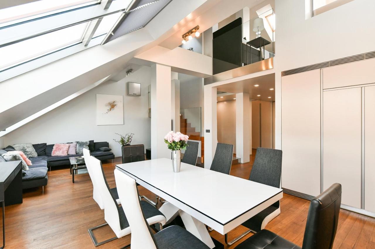Luxury Central Duplex With Terrace Praha Eksteriør bilde